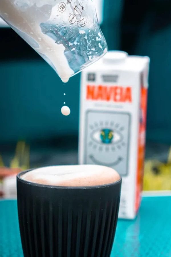 Naveia Barista 1 Litro Bebida Vegetal de Aveia - Caixa com 12 Unidades — imagem 4